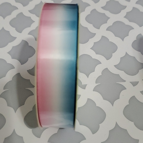 Ribbon🎁 - Picture 5 of 9